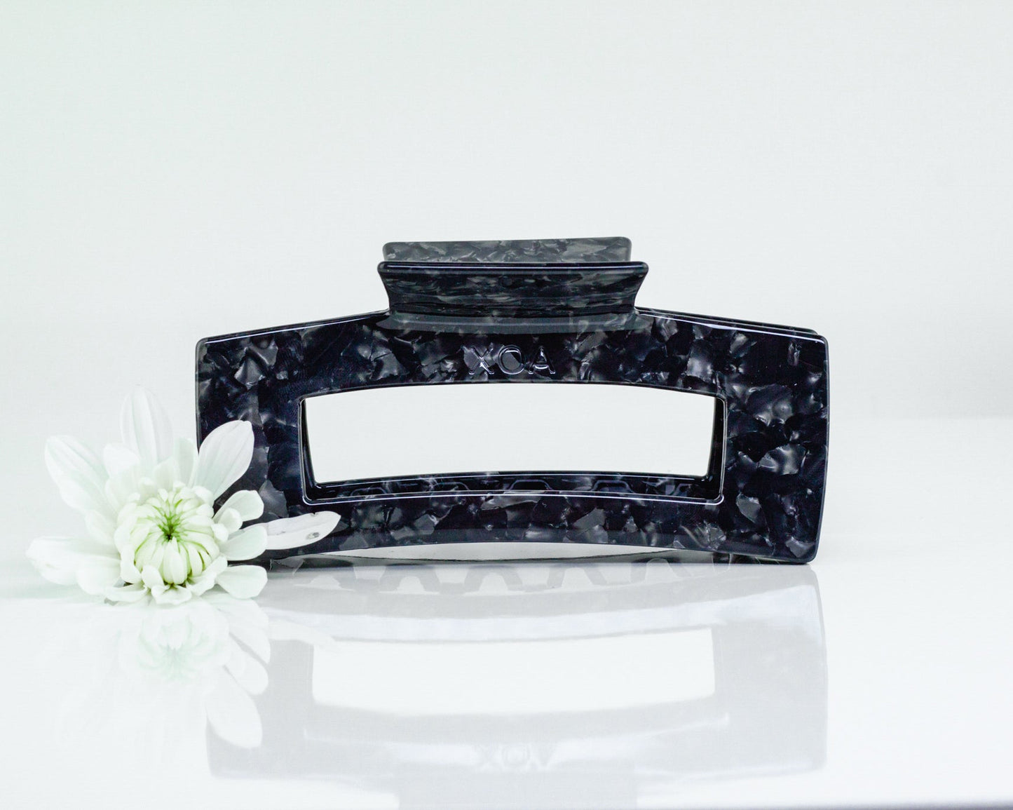 Elegance - Hiusklipsi 13cm Musta