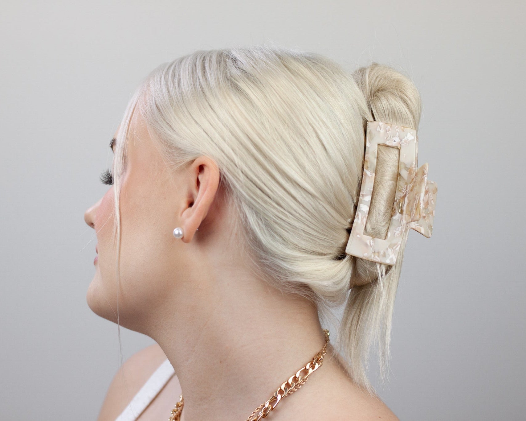 Elegance - Hiusklipsi 10cm Creme